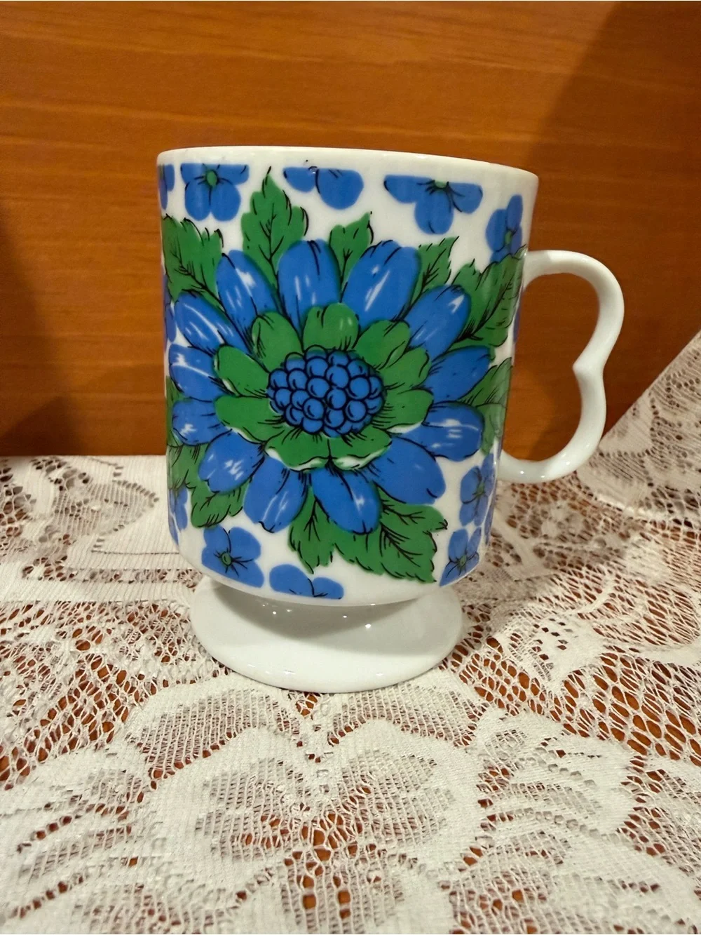 Retro Blue & Green Floral Pedestal Mug - Made in Japan